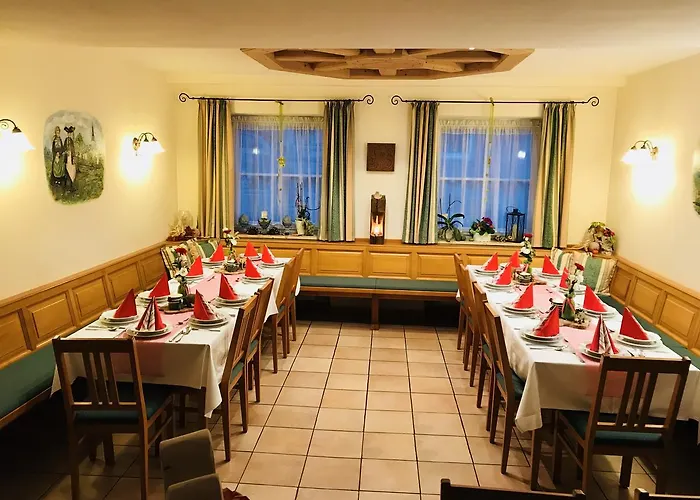 Schoenfelder Hof Hotel